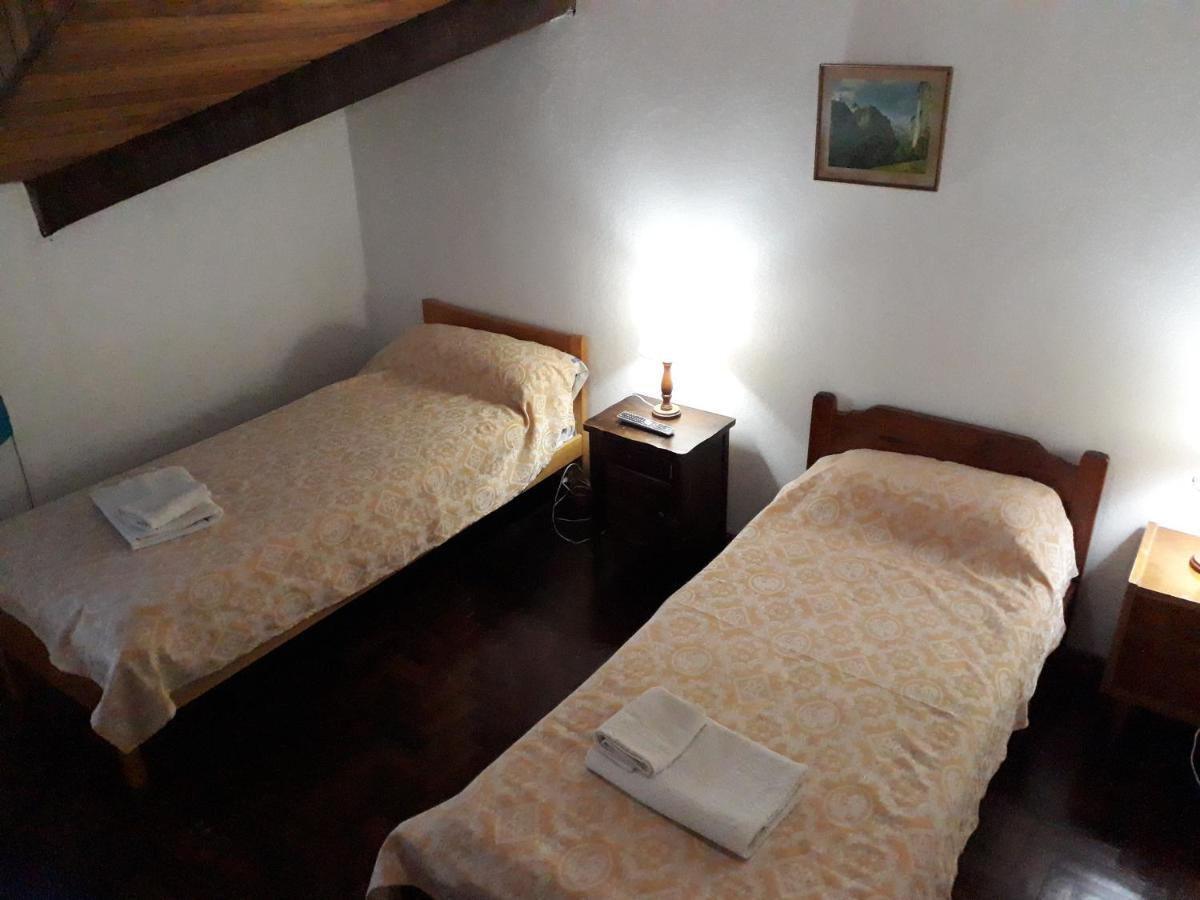 Las Verbenas Hotel La Cumbrecita Exteriör bild